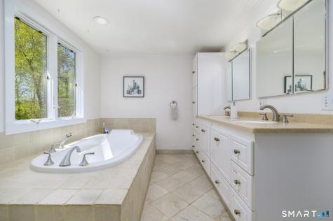 232 Silver Hill Lane Stamford CT 06905