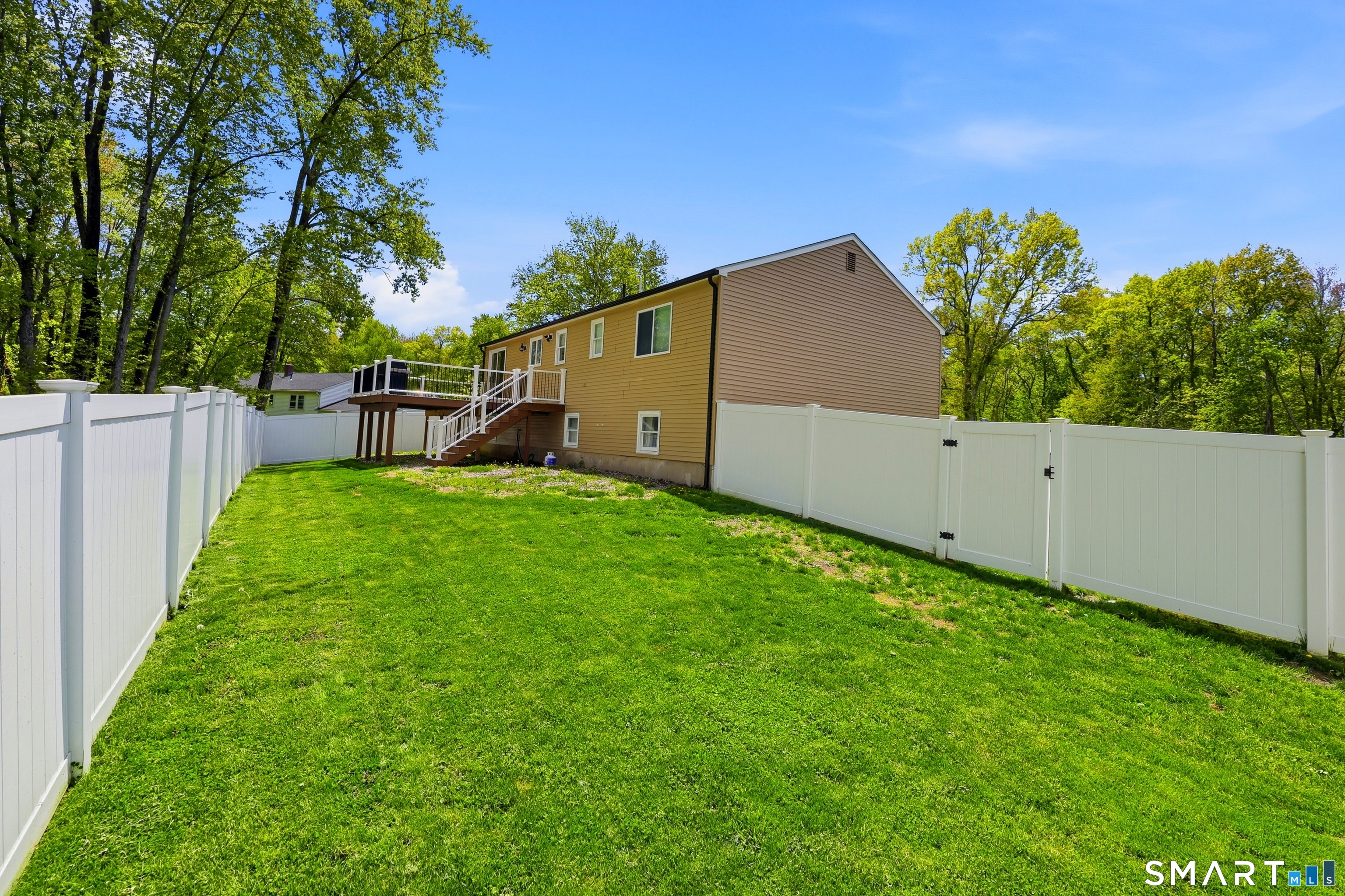 100 Susan Drive Suffield CT 06078