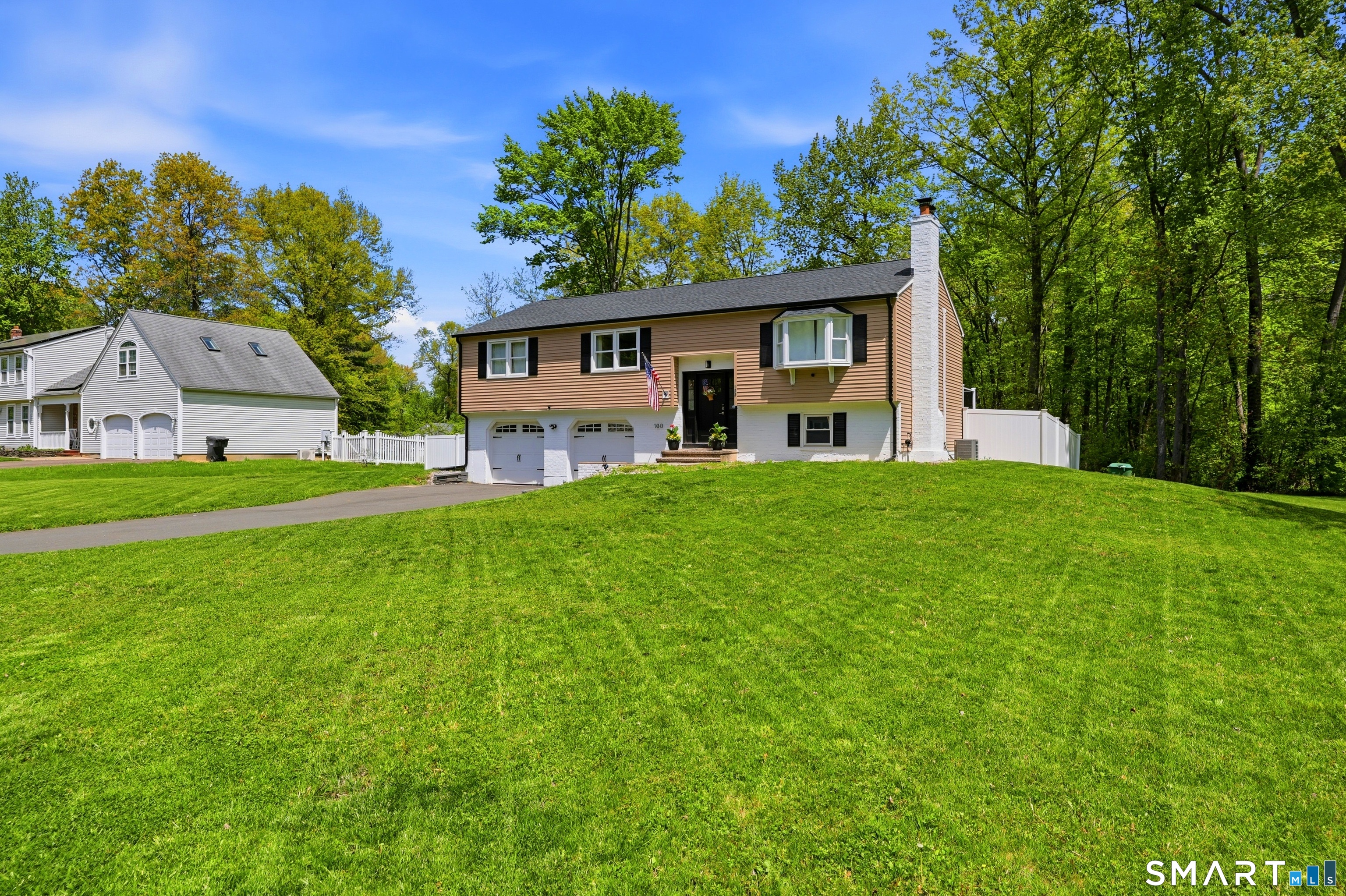 100 Susan Drive Suffield CT 06078