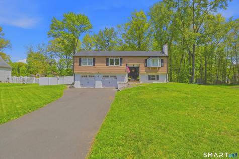 100 Susan Drive Suffield CT 06078