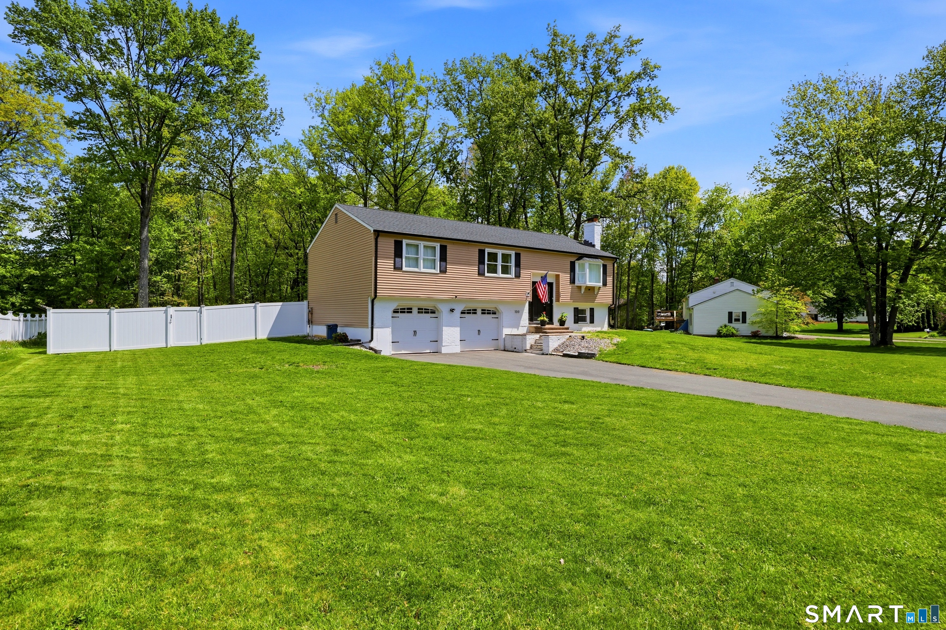 100 Susan Drive Suffield CT 06078