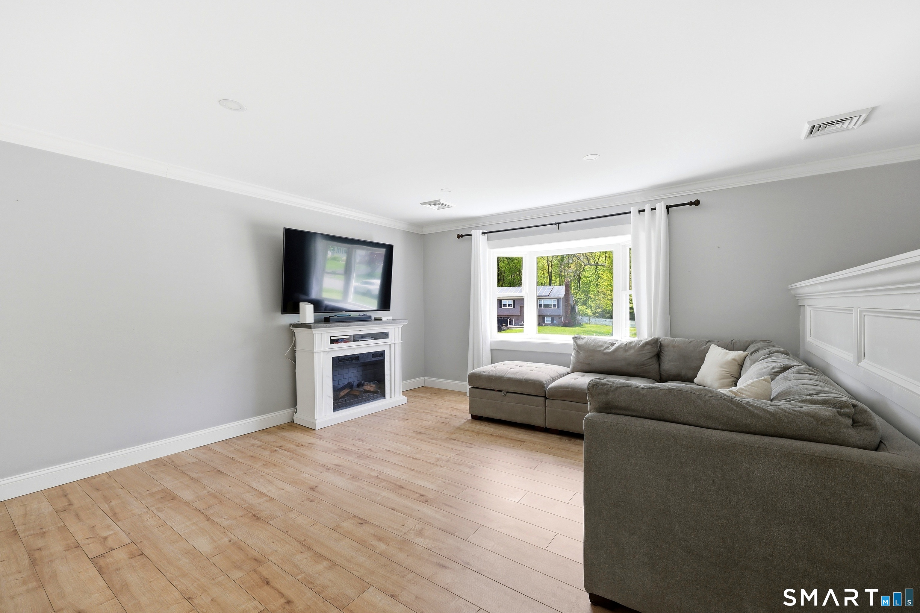 100 Susan Drive Suffield CT 06078