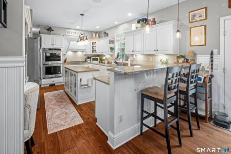 10 White Oak Lane Waterford CT 06375