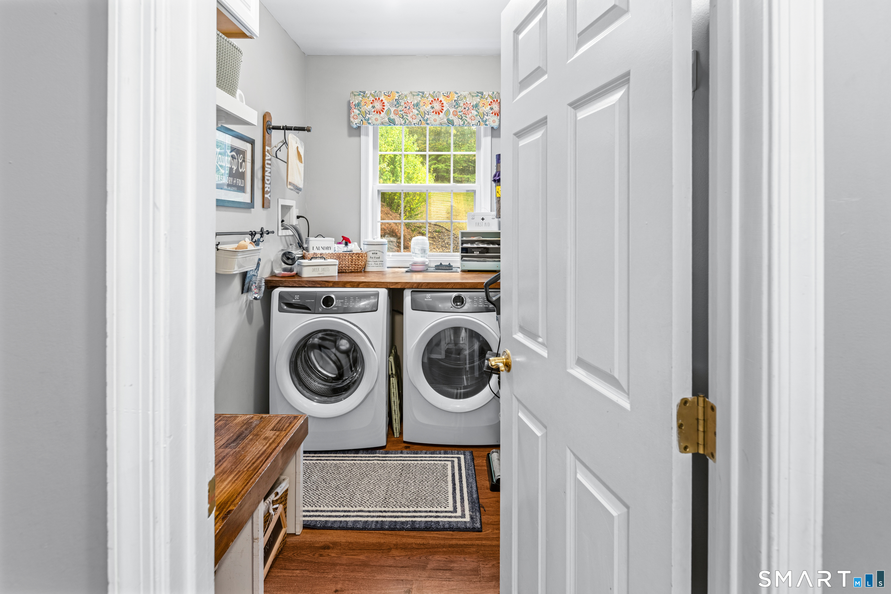10 White Oak Lane Waterford CT 06375