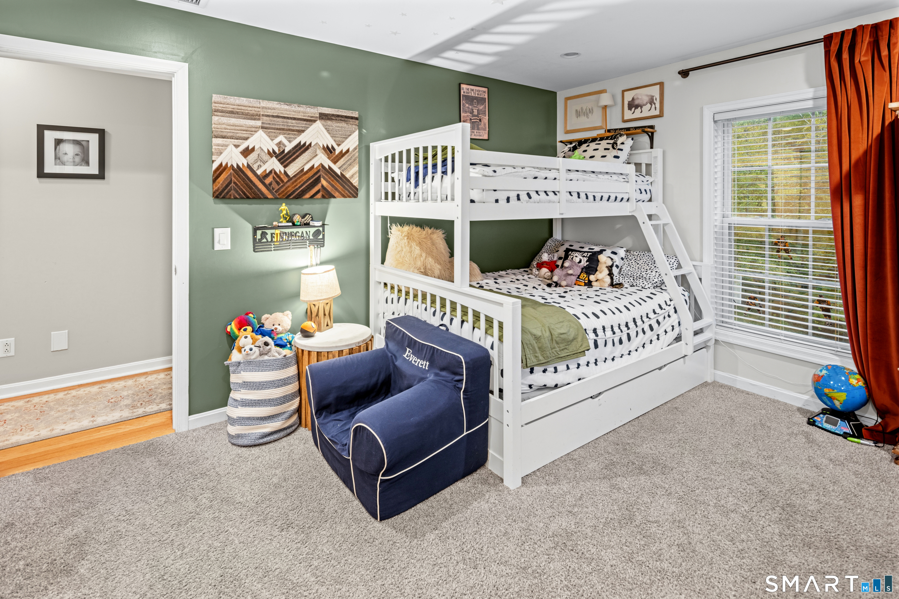 10 White Oak Lane Waterford CT 06375