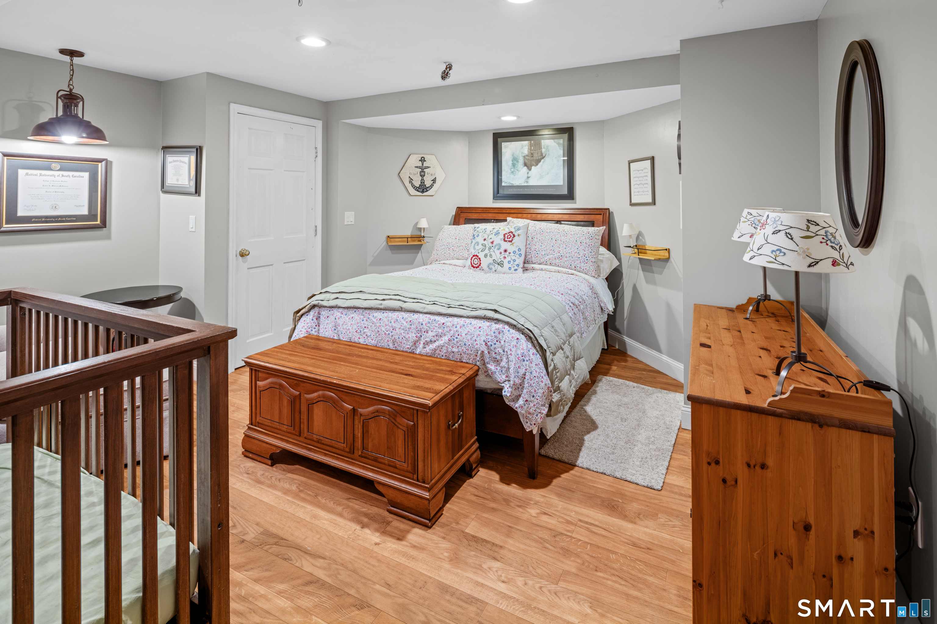 10 White Oak Lane Waterford CT 06375