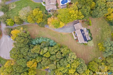 10 White Oak Lane Waterford CT 06375
