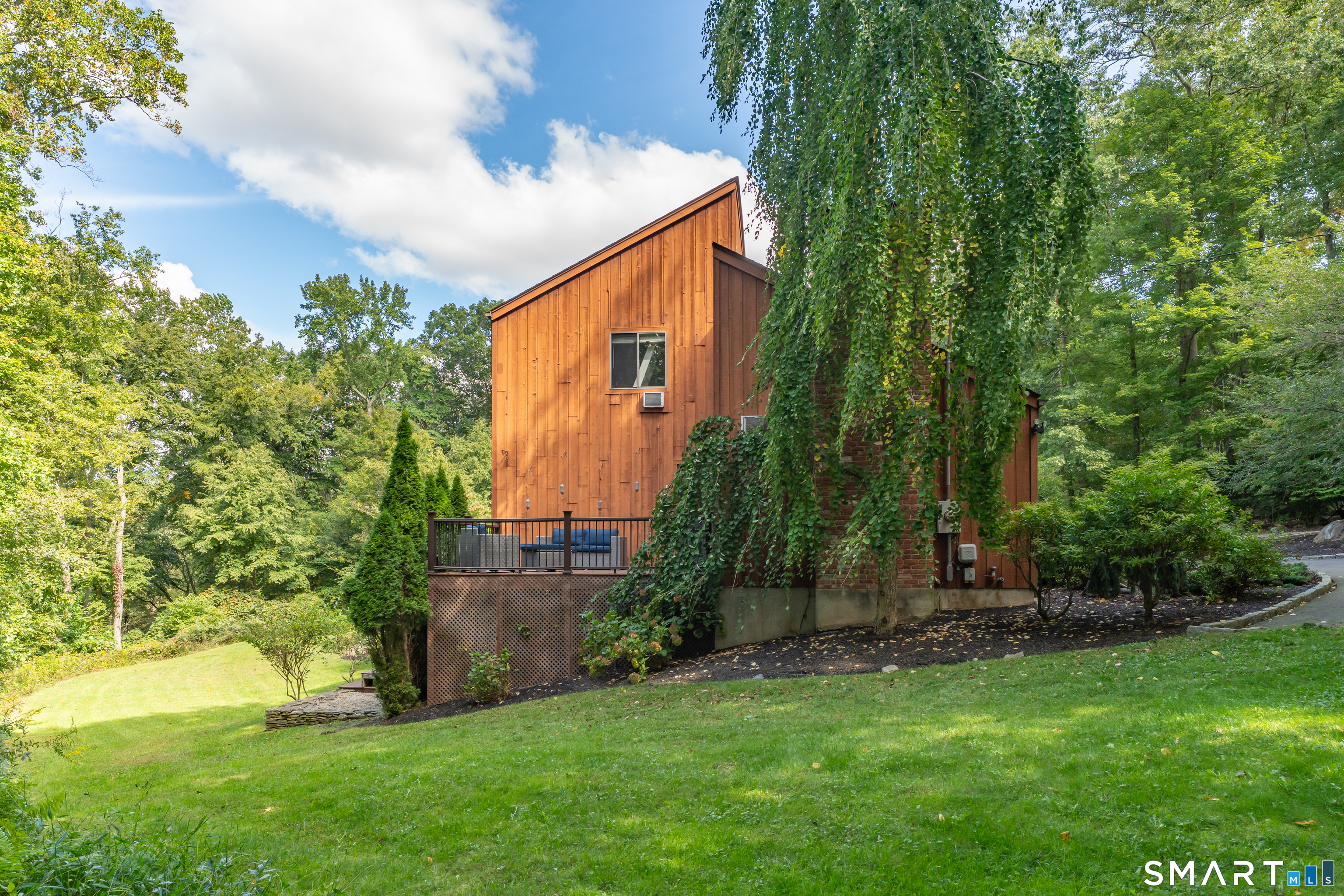962 Moose Hill Road Guilford CT 06437