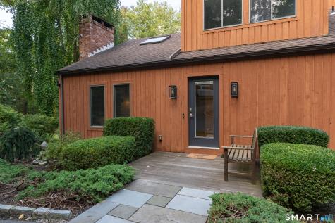 962 Moose Hill Road Guilford CT 06437