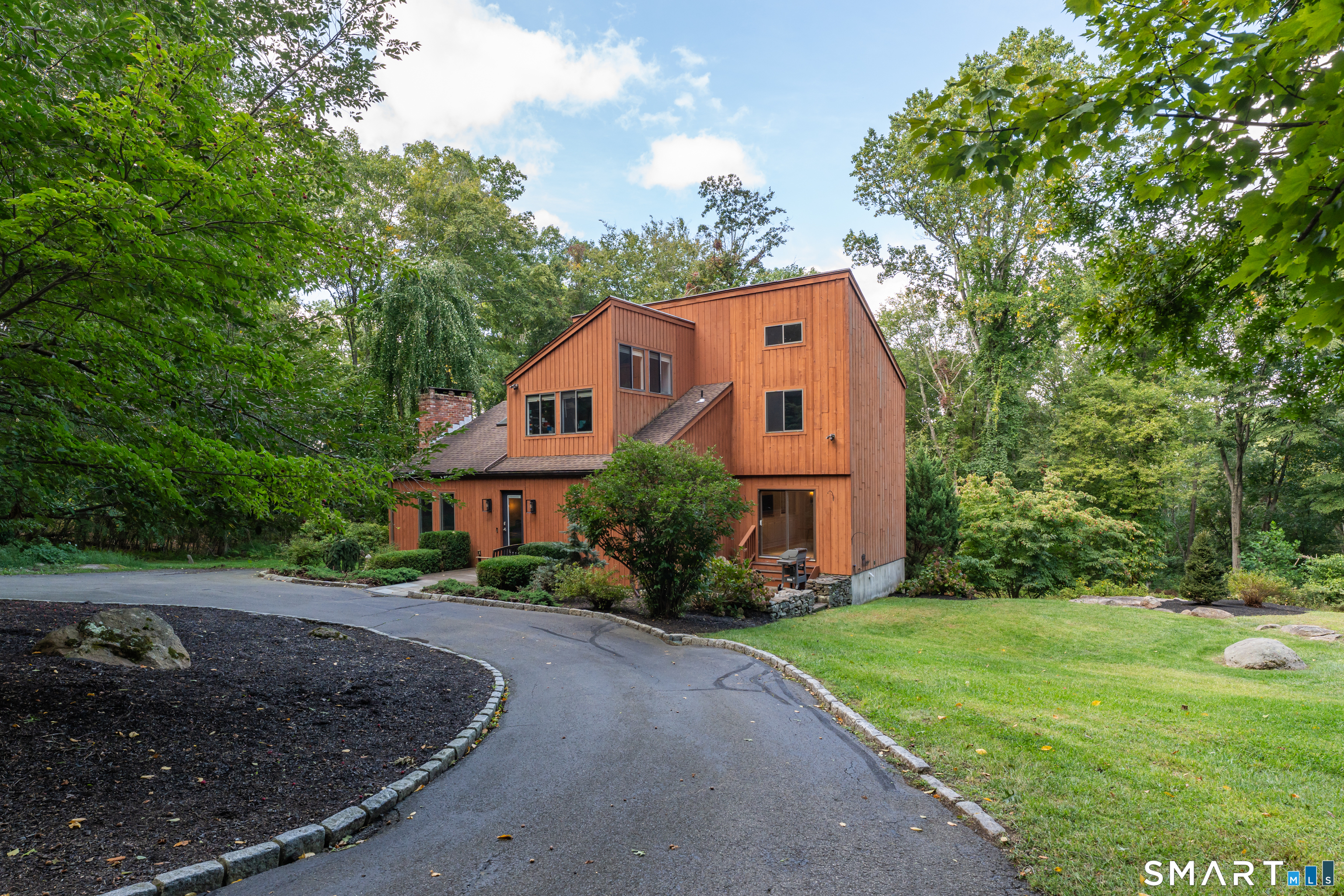 962 Moose Hill Road Guilford CT 06437