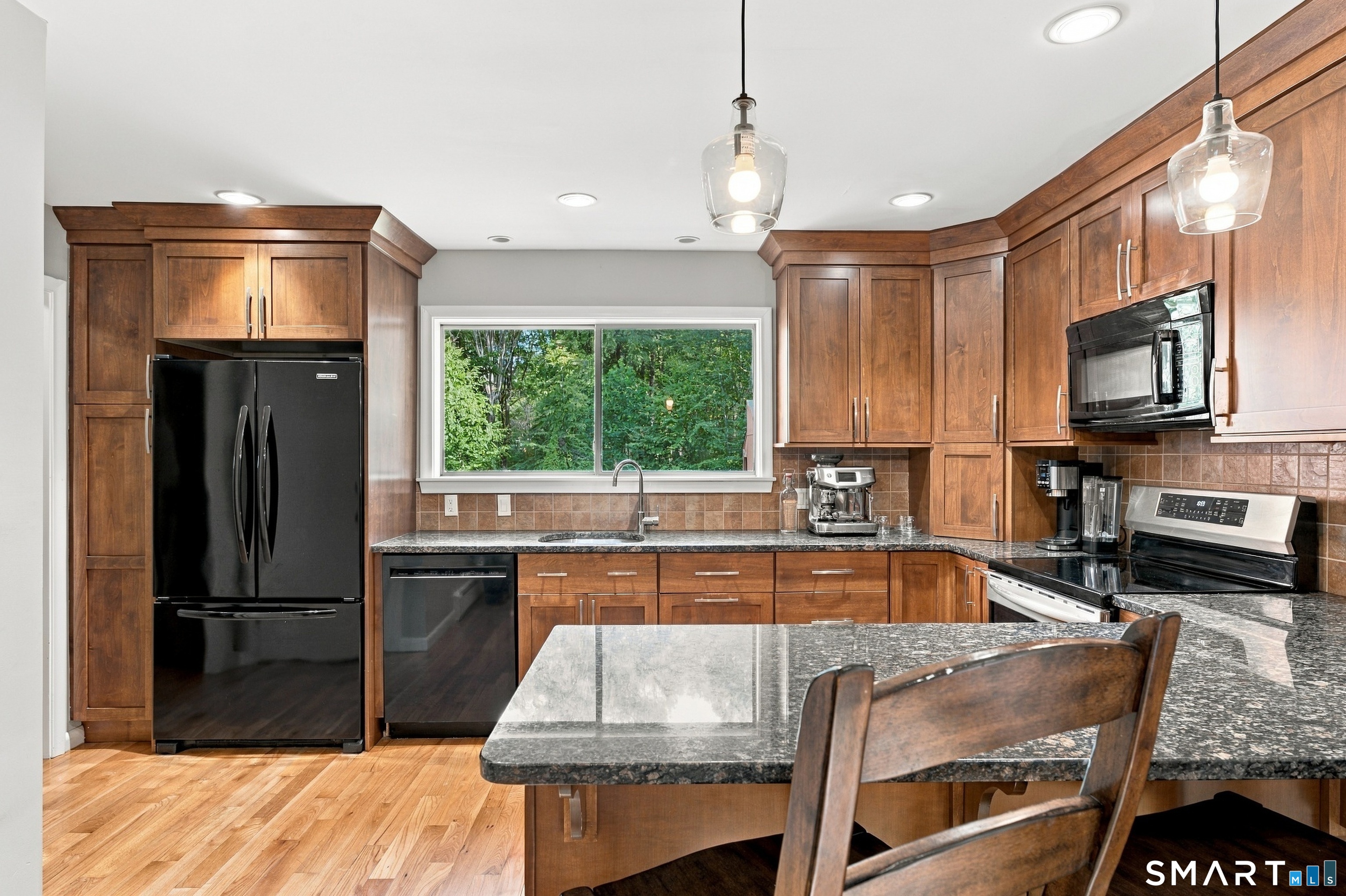 962 Moose Hill Road Guilford CT 06437