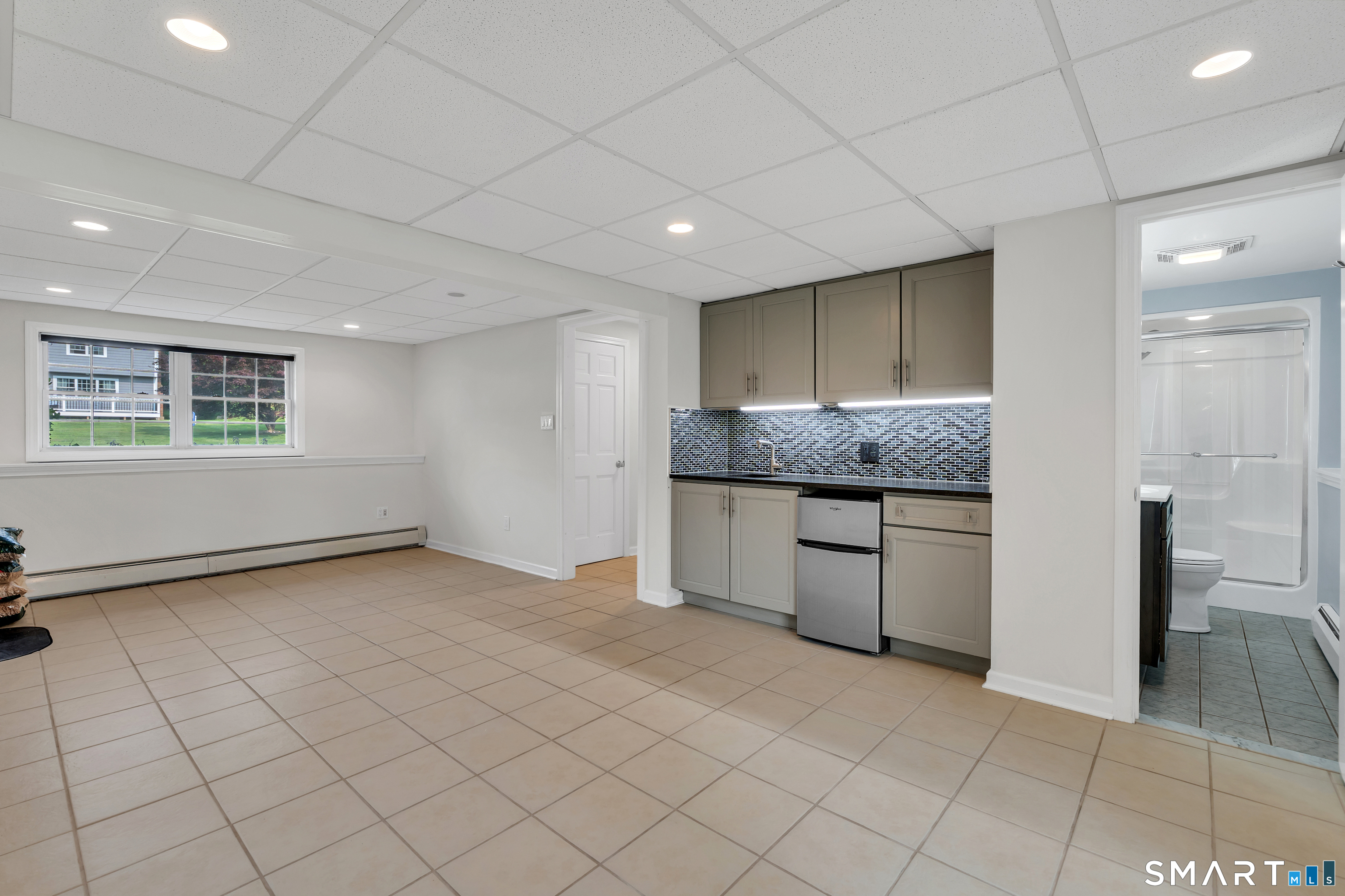 18 High Ridge Drive Waterford CT 06385
