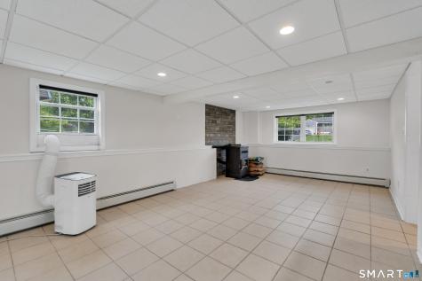 18 High Ridge Drive Waterford CT 06385