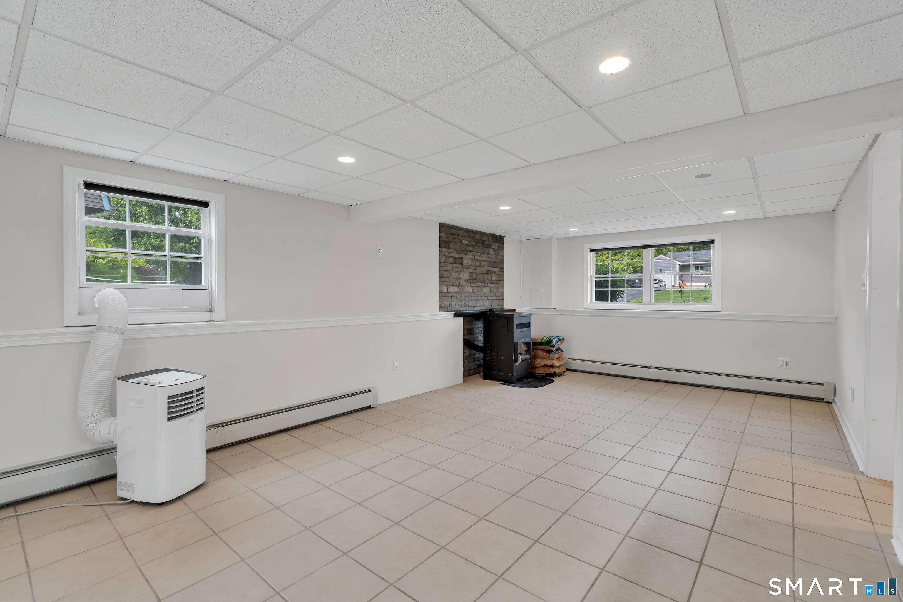 18 High Ridge Drive Waterford CT 06385