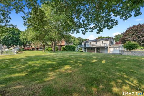 18 High Ridge Drive Waterford CT 06385
