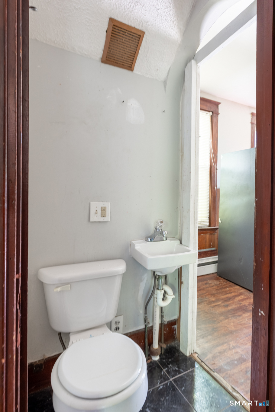 67 Hobart Street New Haven CT 06511