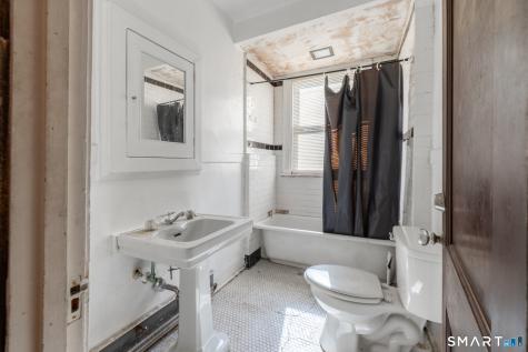 67 Hobart Street New Haven CT 06511