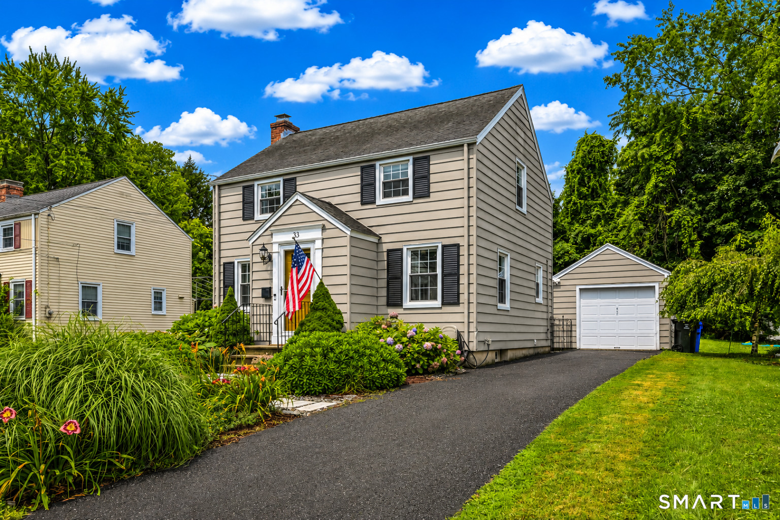 33 Edgemere Avenue West Hartford CT 06110