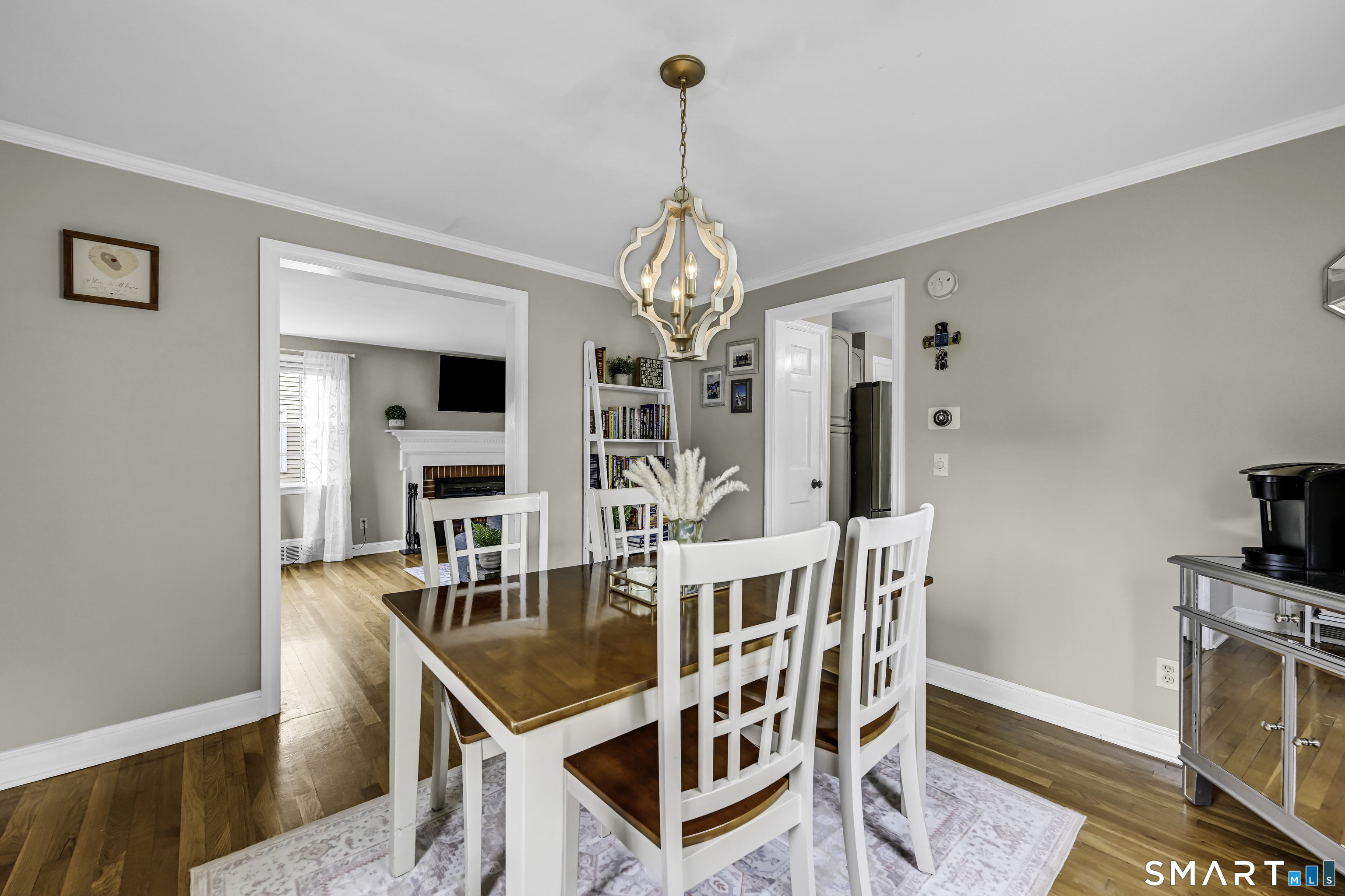 33 Edgemere Avenue West Hartford CT 06110