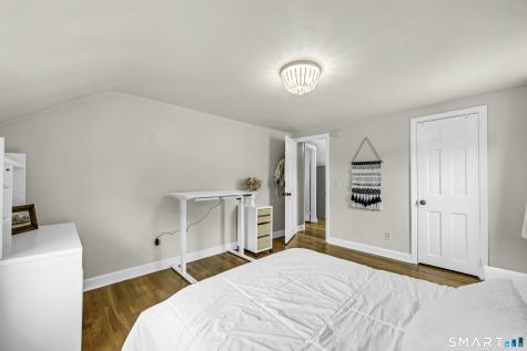 33 Edgemere Avenue West Hartford CT 06110