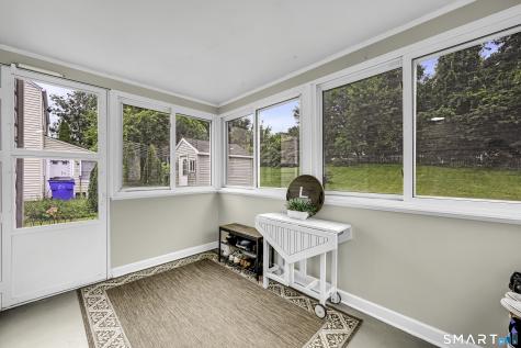 33 Edgemere Avenue West Hartford CT 06110