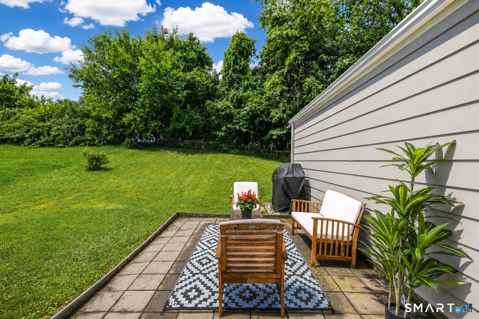 33 Edgemere Avenue West Hartford CT 06110