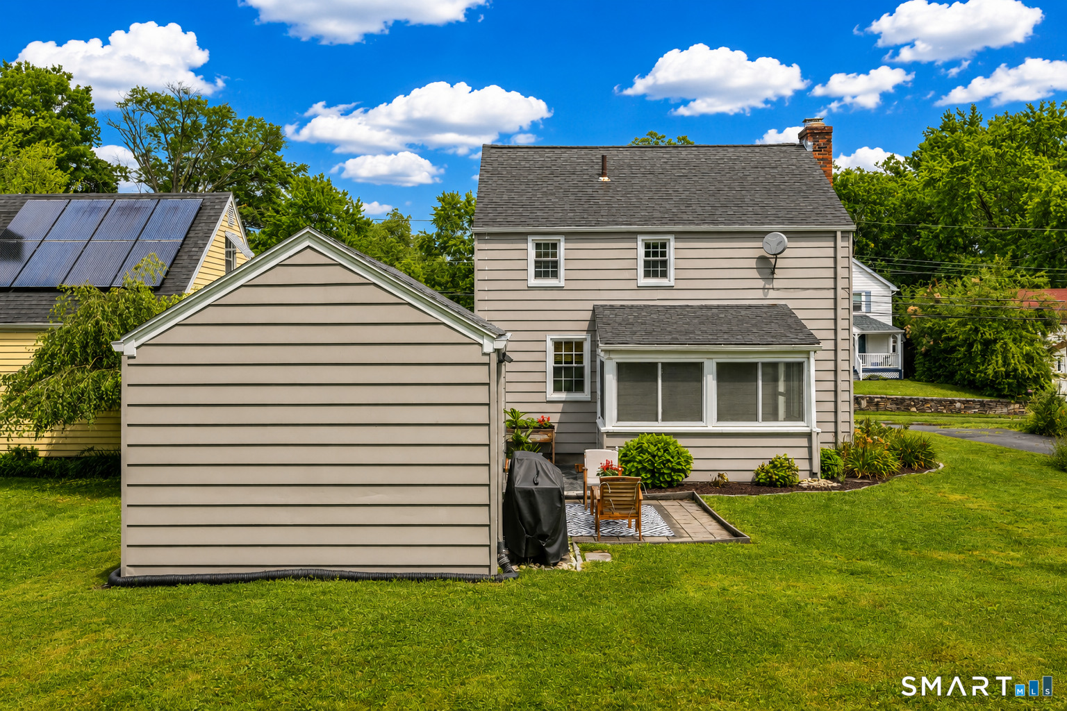 33 Edgemere Avenue West Hartford CT 06110