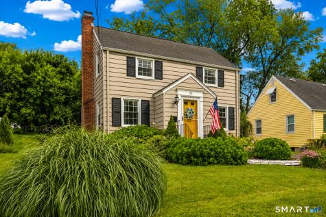 33 Edgemere Avenue West Hartford CT 06110