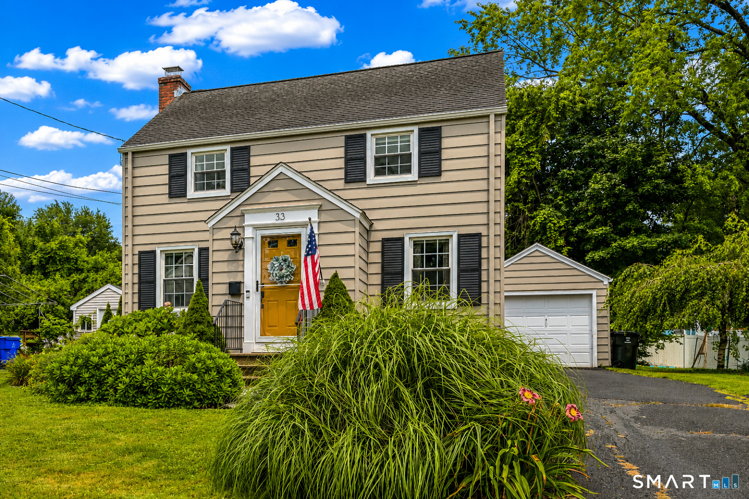 33 Edgemere Avenue West Hartford CT 06110