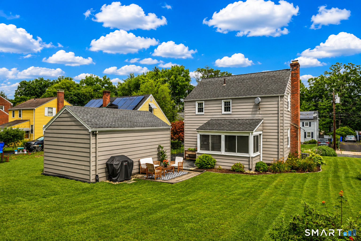 33 Edgemere Avenue West Hartford CT 06110