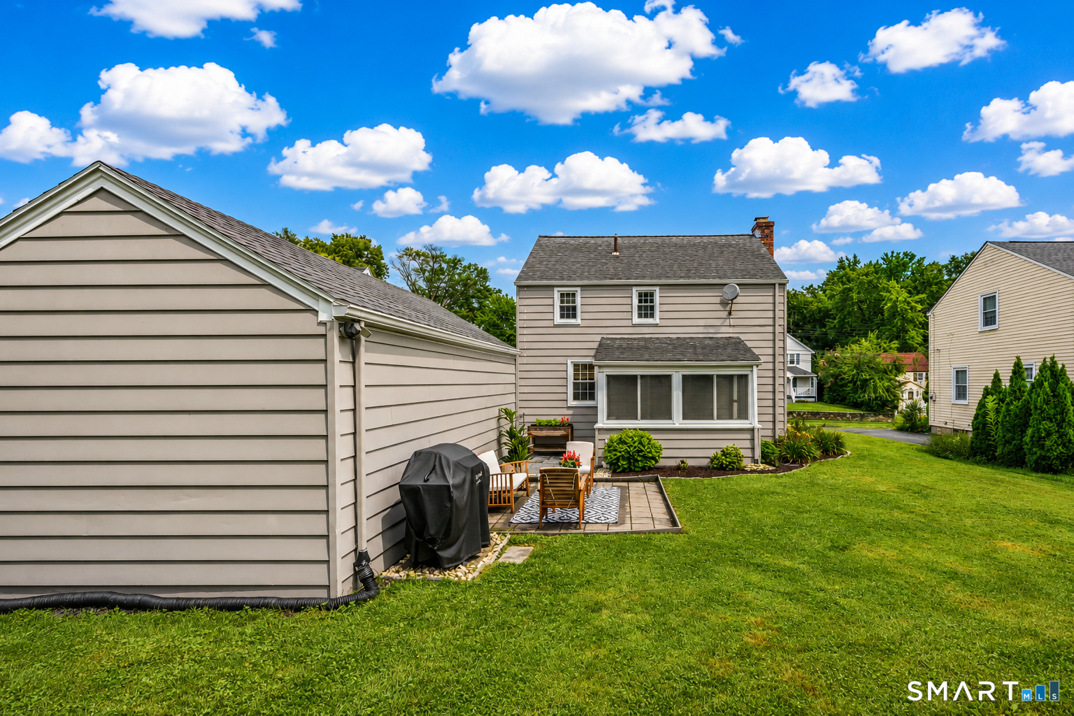 33 Edgemere Avenue West Hartford CT 06110