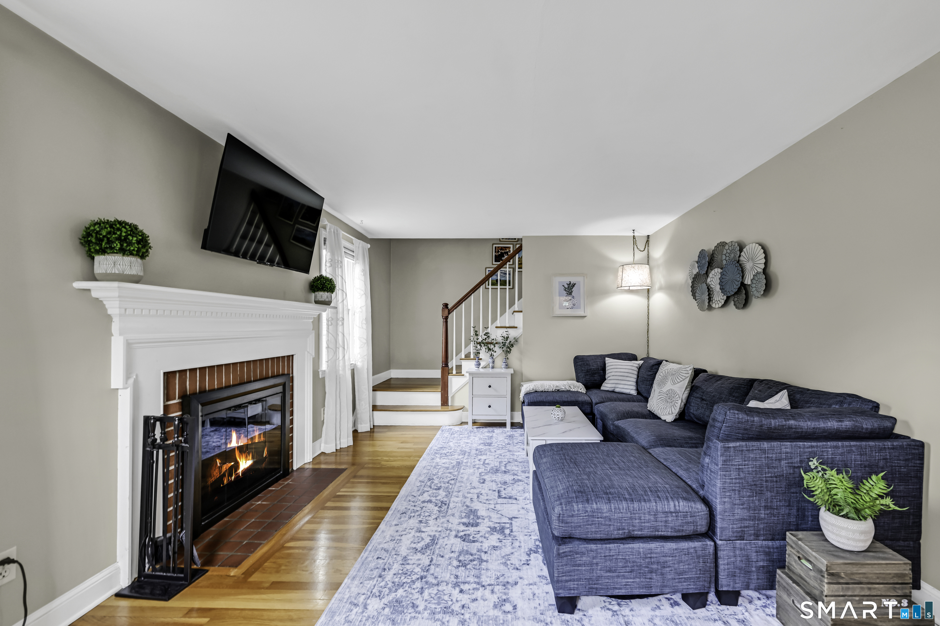 33 Edgemere Avenue West Hartford CT 06110