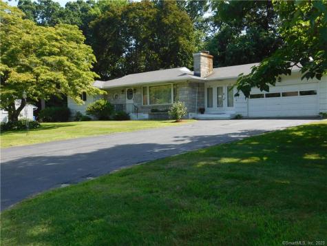168 Mapleridge Drive Waterbury CT 06705