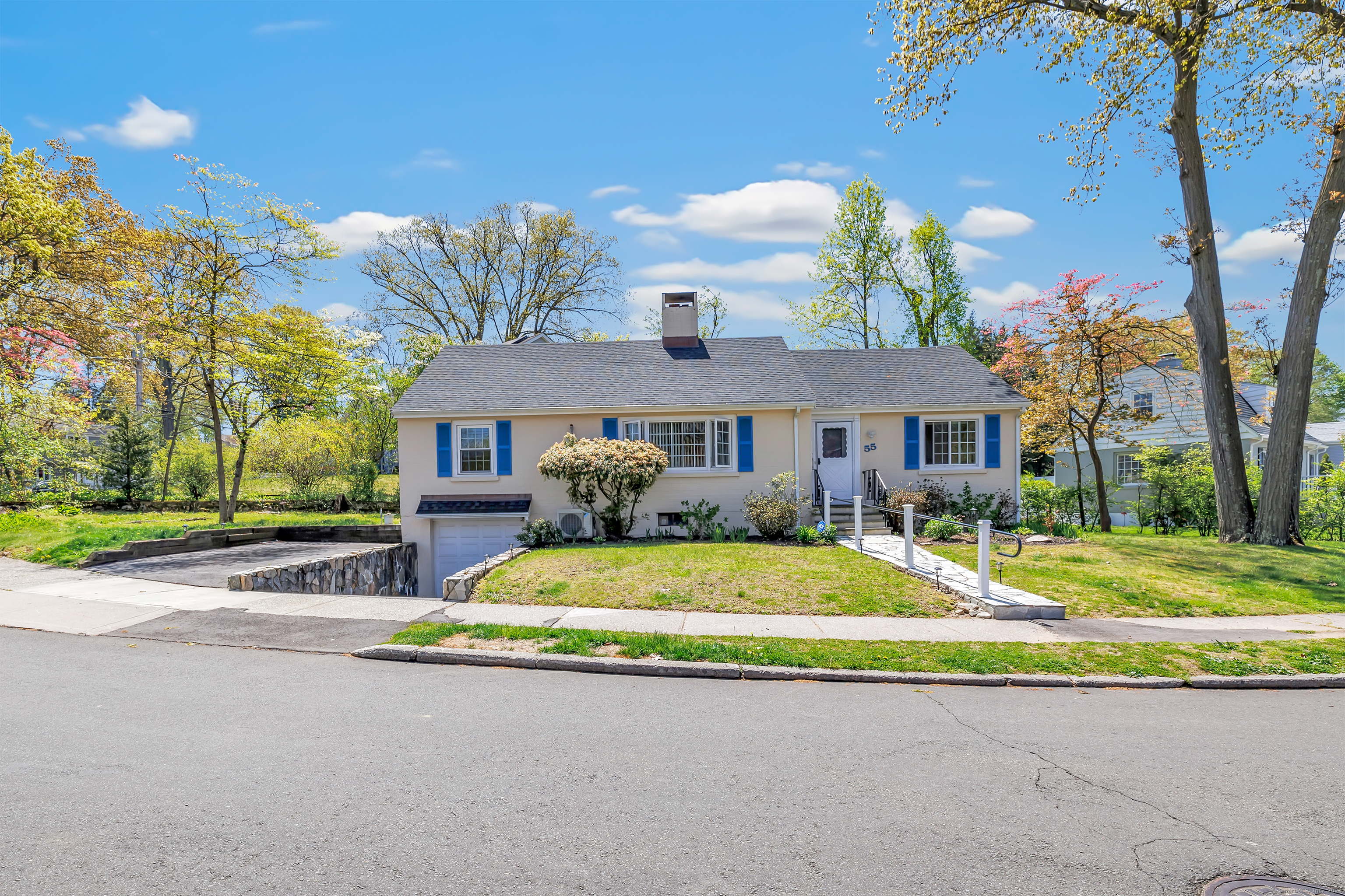 55 Tesiny Circle Bridgeport CT 06606