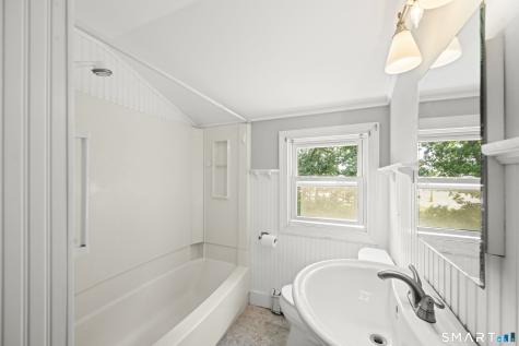 2 Sparkle Street Enfield CT 06082