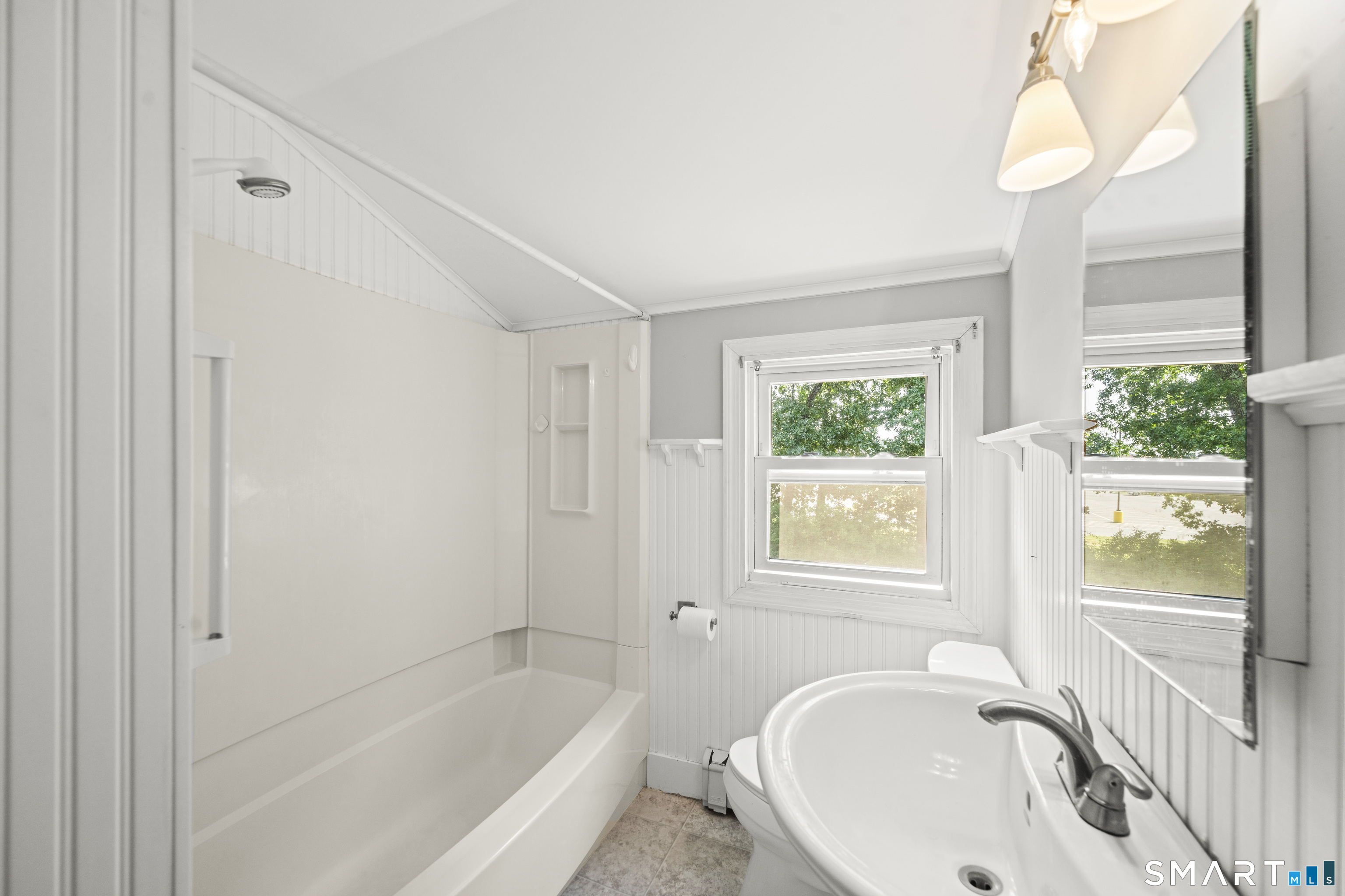2 Sparkle Street Enfield CT 06082