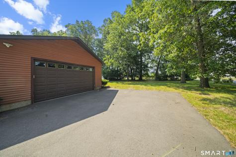 2 Sparkle Street Enfield CT 06082