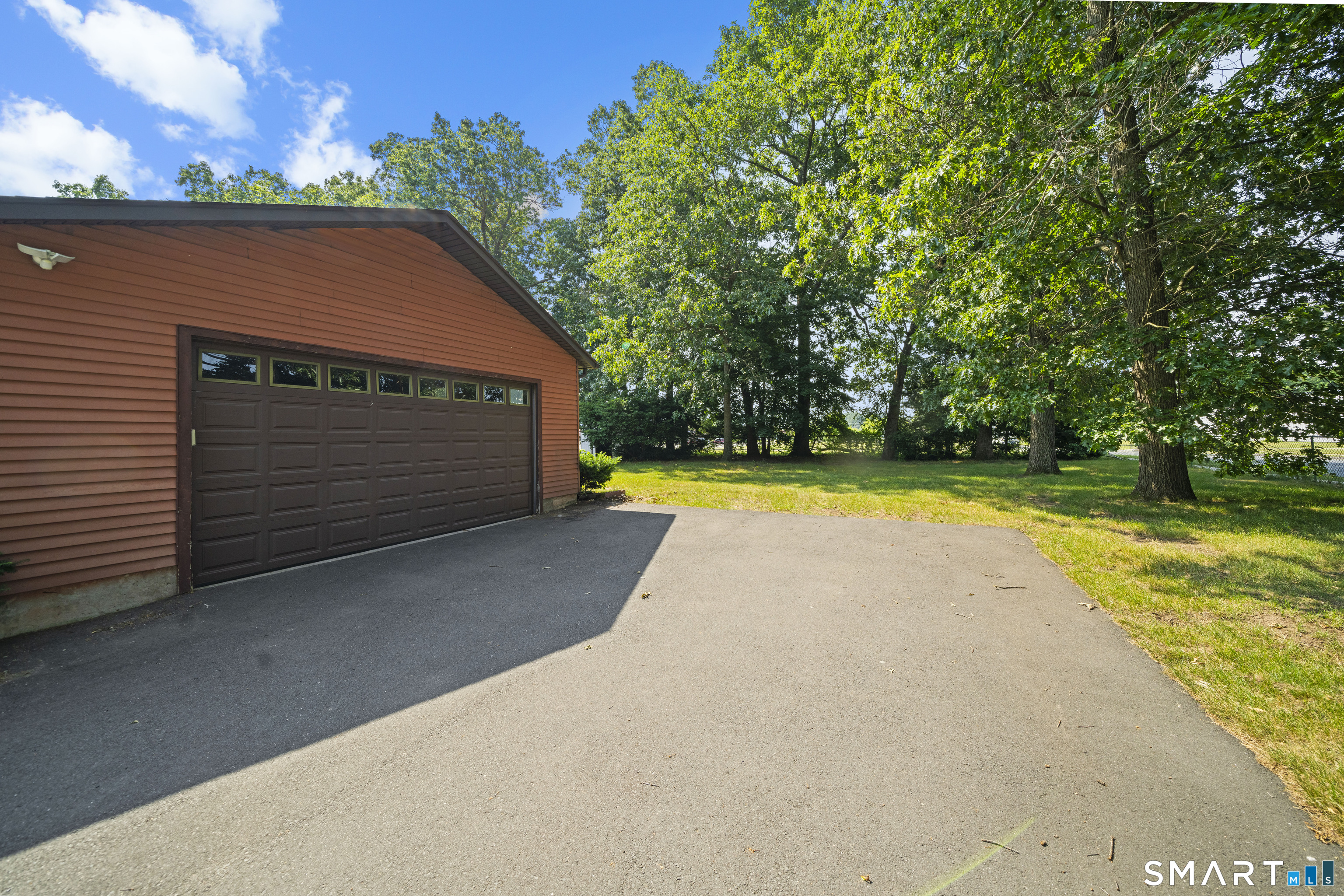 2 Sparkle Street Enfield CT 06082