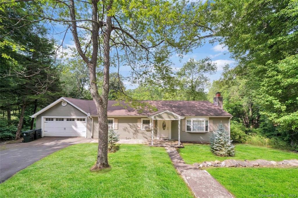 134 Taunton Hill Road Newtown CT 06470