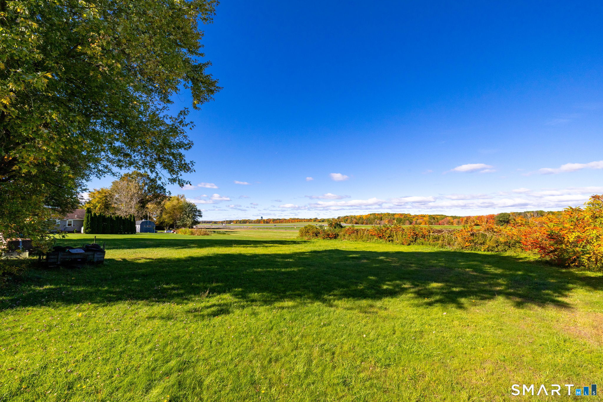 1267 South Street Suffield CT 06078