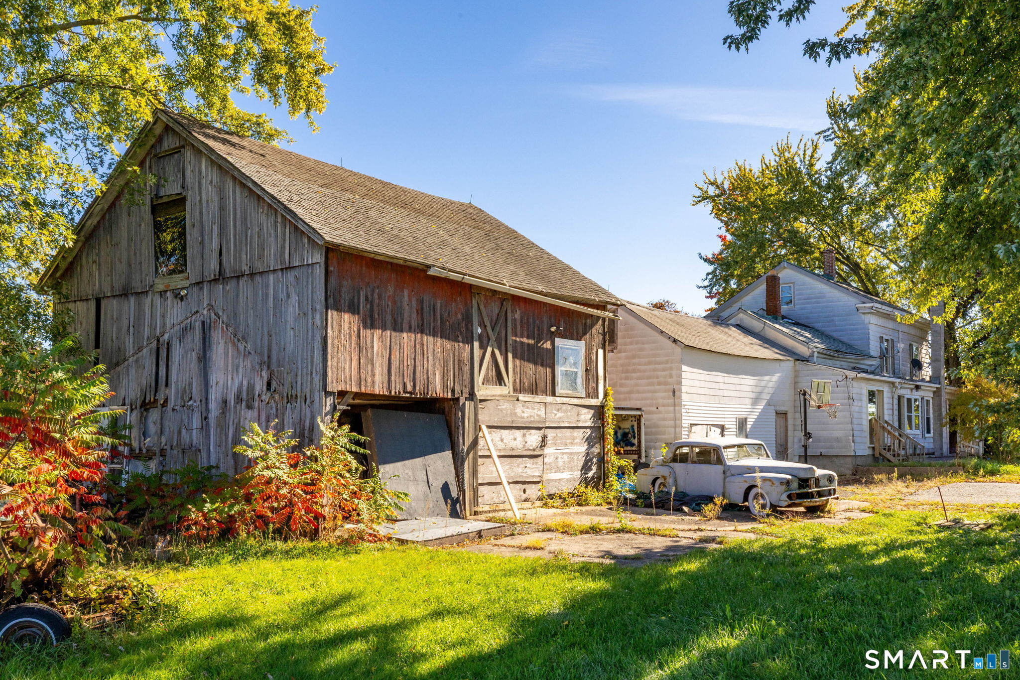 1267 South Street Suffield CT 06078