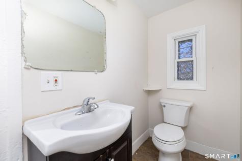 1267 South Street Suffield CT 06078
