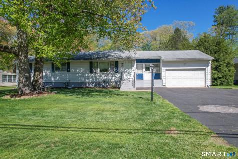 39 Grove Road North Haven CT 06473