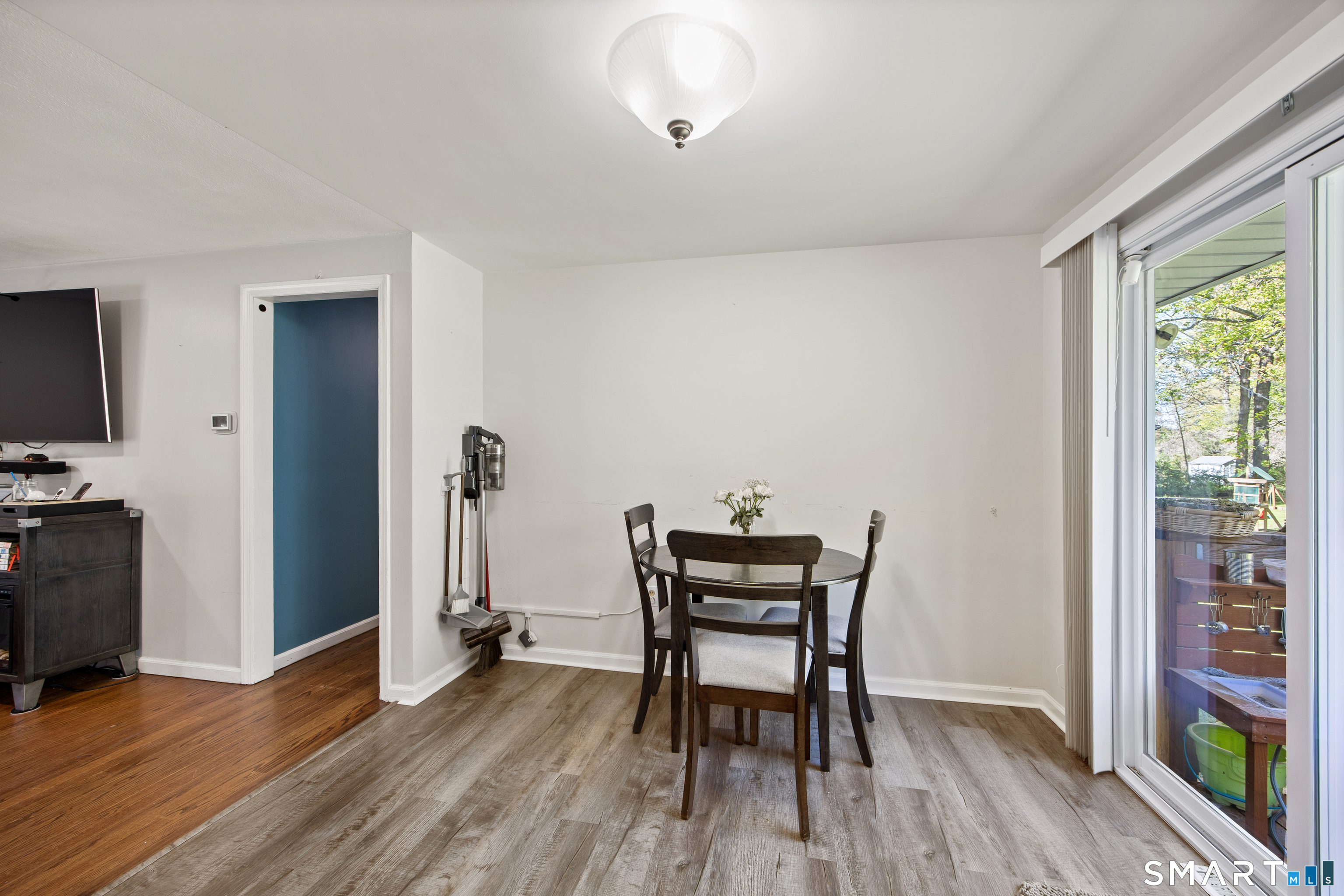 39 Grove Road North Haven CT 06473