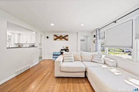 39 Grove Road North Haven CT 06473