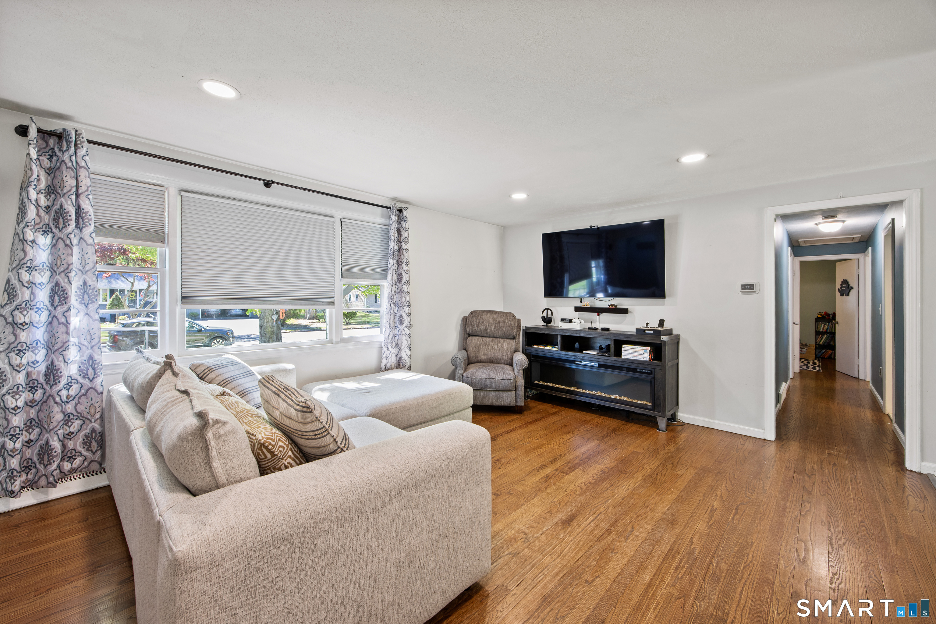 39 Grove Road North Haven CT 06473