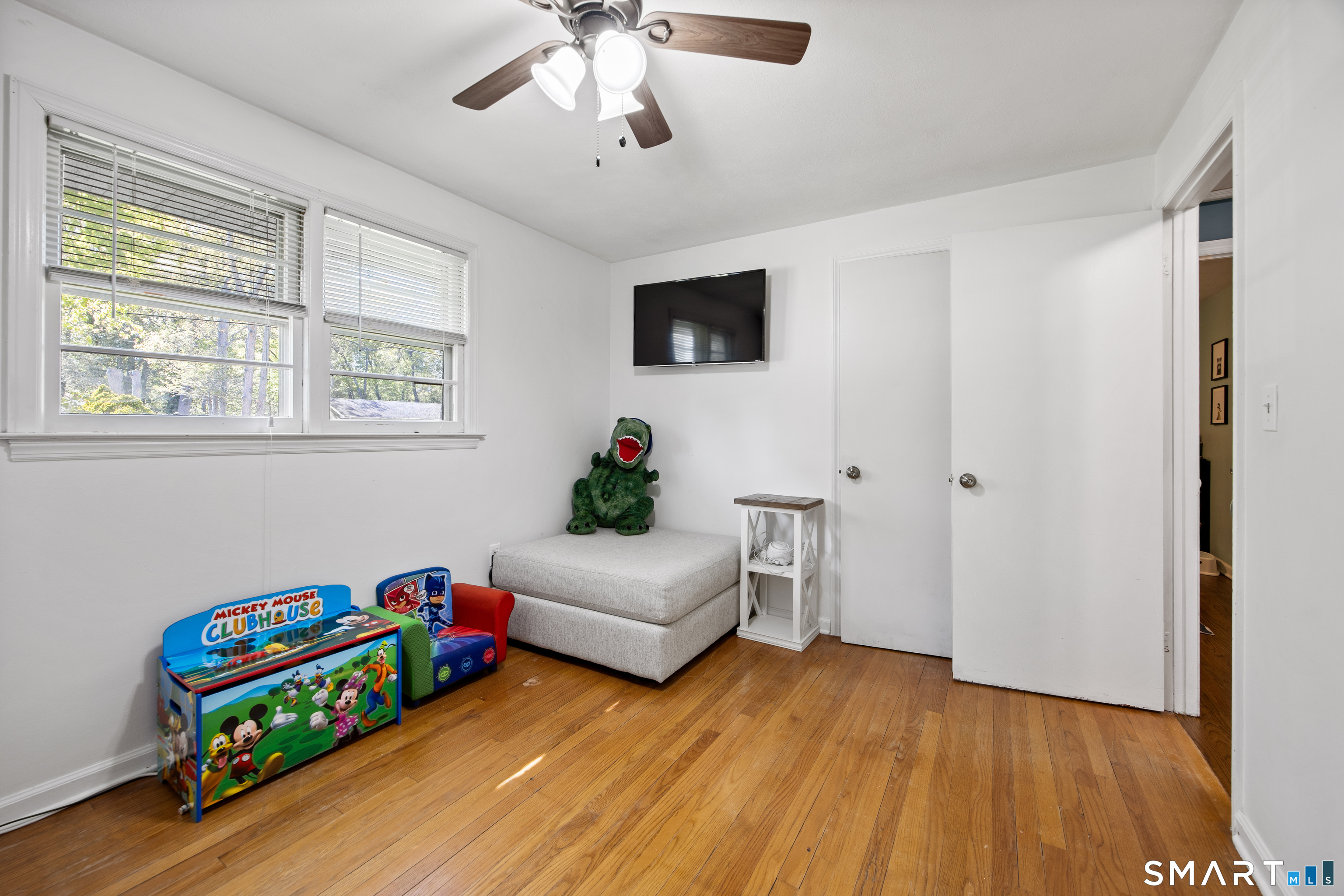 39 Grove Road North Haven CT 06473