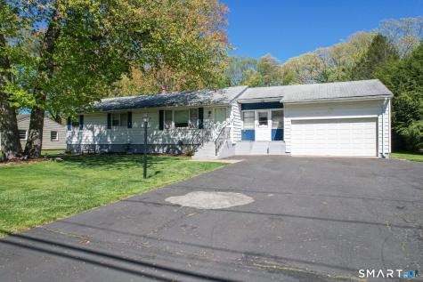 39 Grove Road North Haven CT 06473