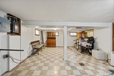 39 Grove Road North Haven CT 06473