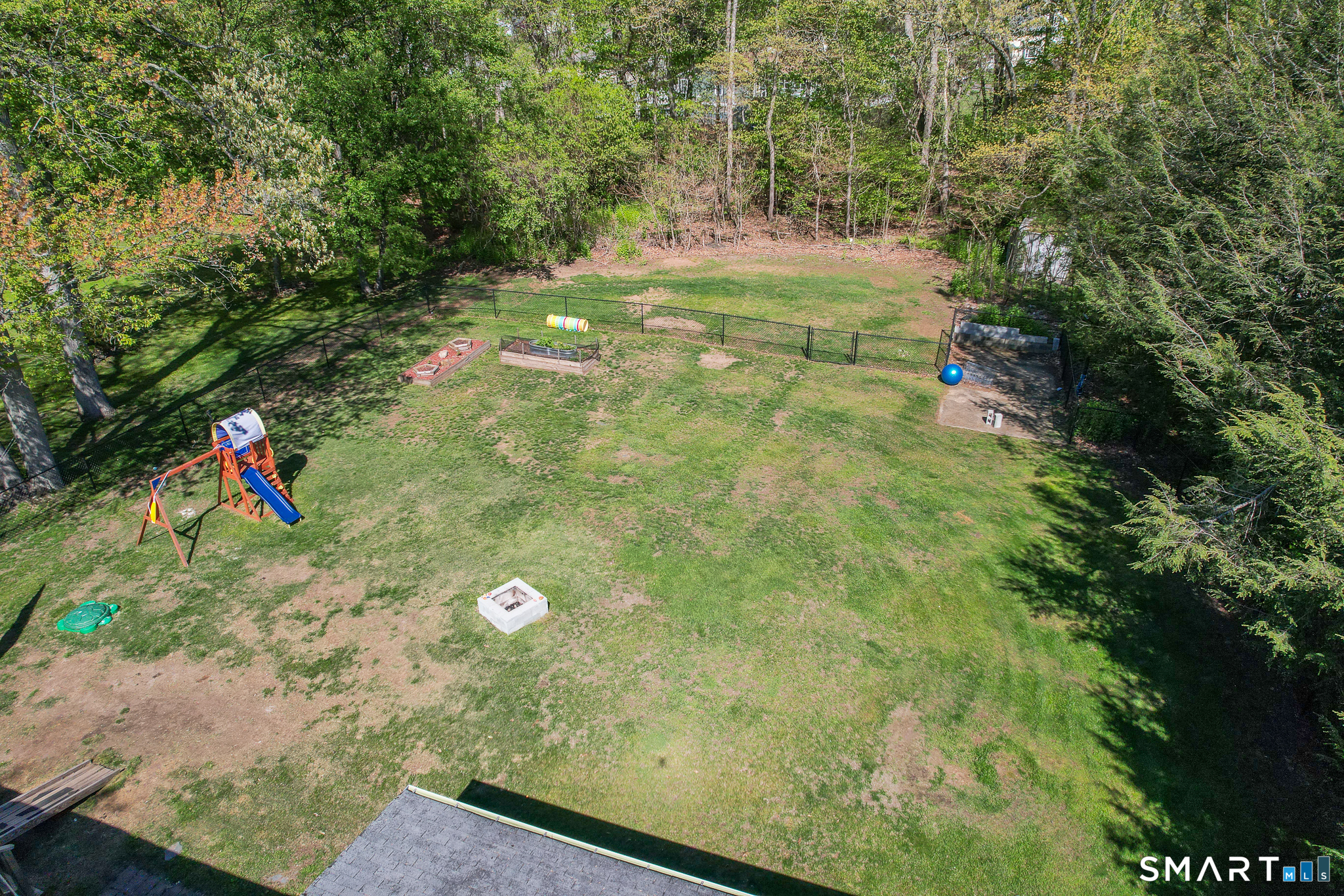 39 Grove Road North Haven CT 06473